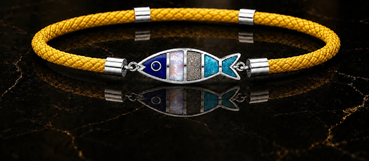 deZEE bracelet — yellow cord, silver